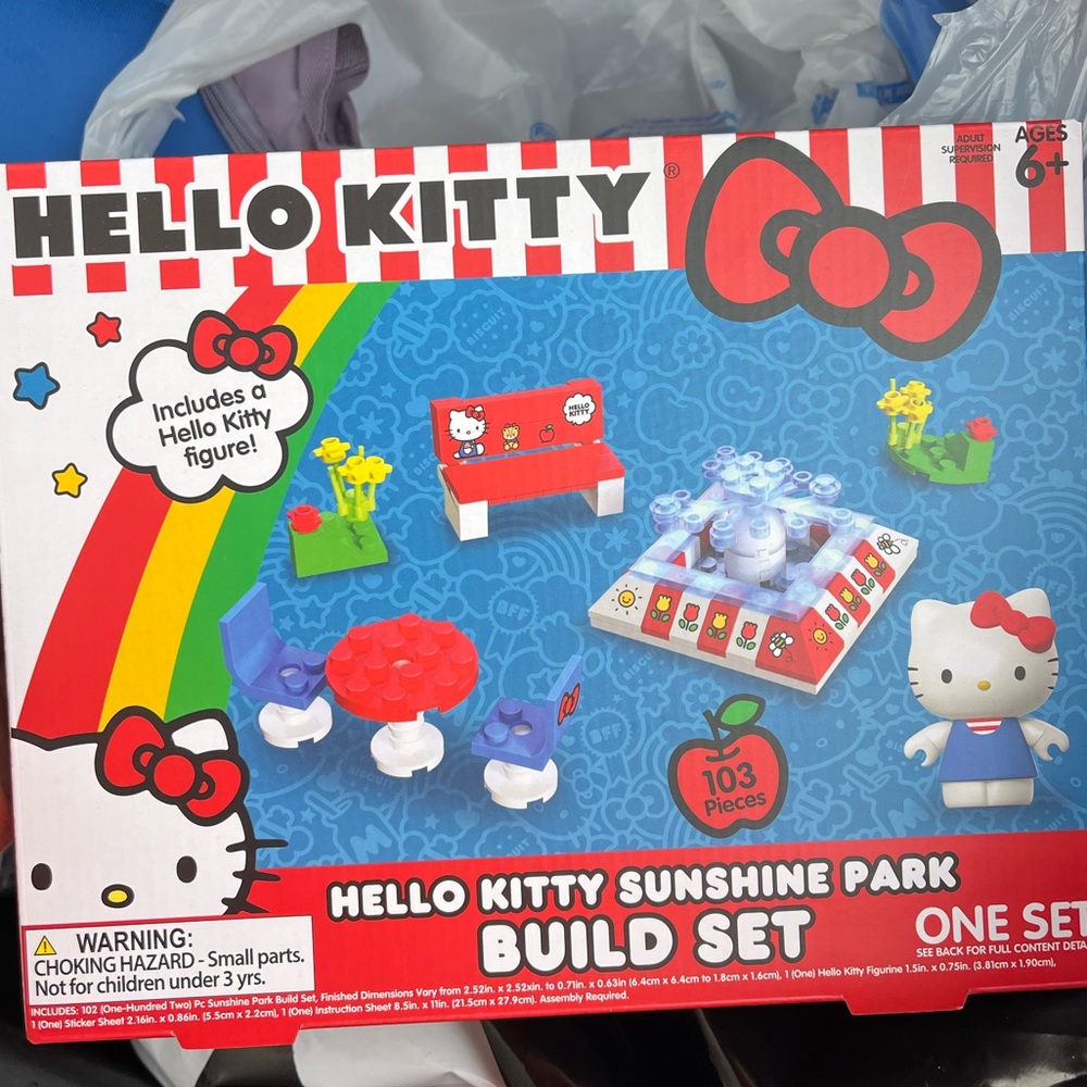Hello kitty sunshine build and play set